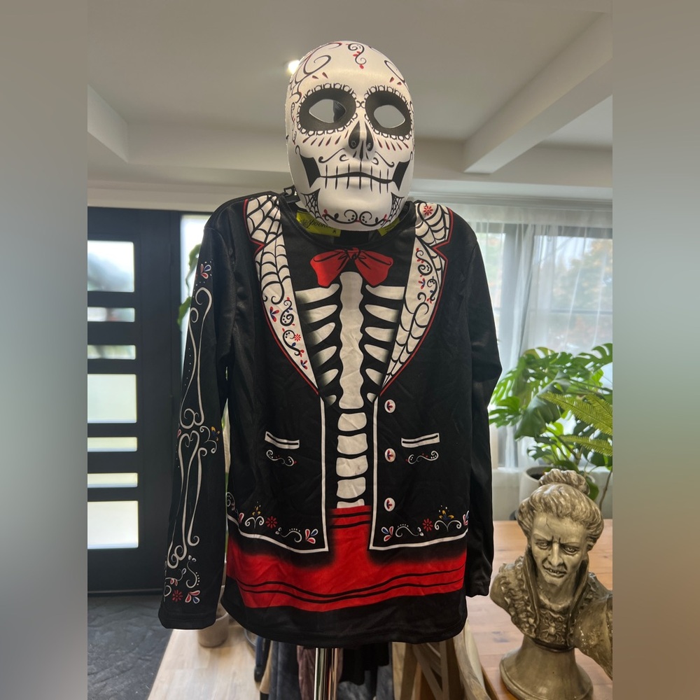 NWOT Kids Day of the Dead (día de los muertos) costume LARGE (7years)